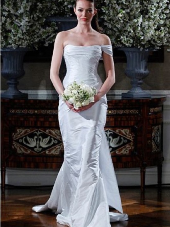 Romona Keveza Dresses & Skirts - Romona Keveza Elegant Silk Designer Wedding Gown